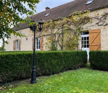 Brecy Bed & Breakfast | La Fauconnière