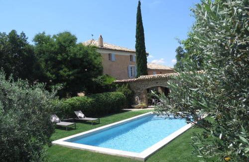 Valensole House | La Feniere, holiday home in the heart of lavender fields with swimming pool