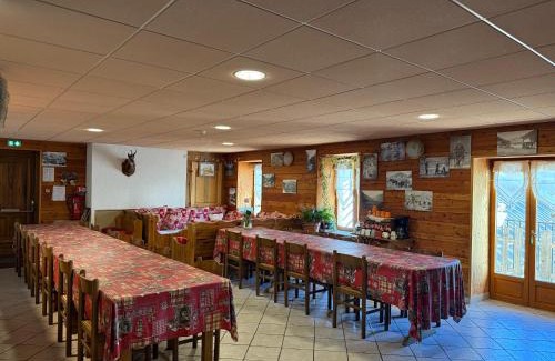 Villar-Saint-Pancrace Ski Chalet | La Ferme de la Tour