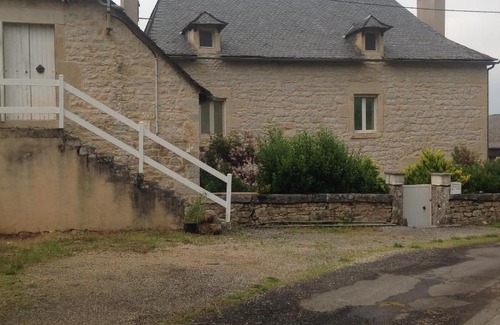 Bozouls Bed & Breakfast | La ferme de Manon