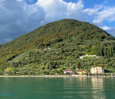 Peschiera Maraglio Hotel | La Foresta Monteisola