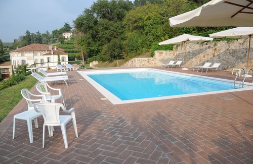 Colognola ai Colli Apartment | La Foresteria - Ancient Venetian Villa with swimming pool, in art tourist area