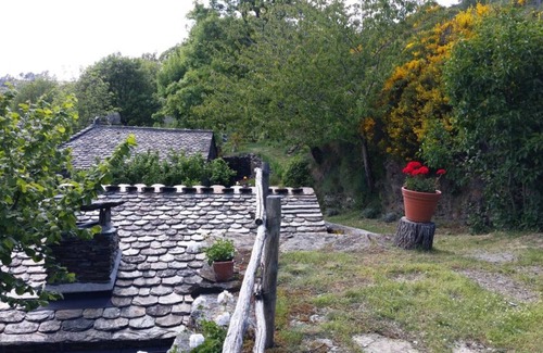 Barre-des-Cevennes Cottage | La Fourmi cottage for 4 people