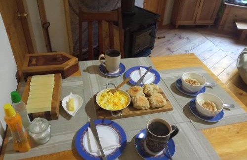 Los Ladrillos House | La Frontera Bed & Breakfast, Valle Cochamó