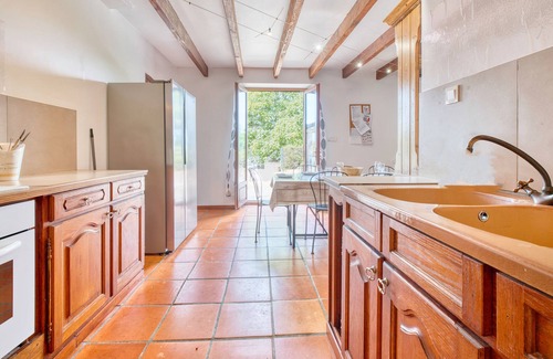 Razac-d'Eymet House | La garenne - fantastic holiday home with pool on over 12 hectares near Bergerac