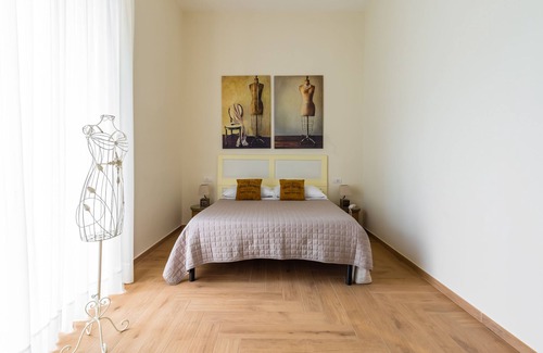 Naples Bed & Breakfast | La Gatta Cenerentola Rooms