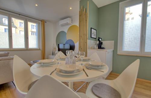 Nevers Apartment | La grande porte du Baron