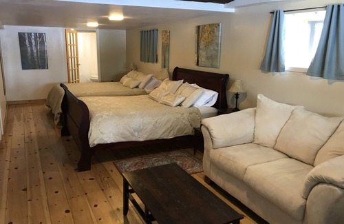 Wakefield Bed & Breakfast | La Grange Country Inn