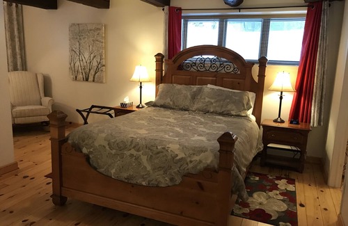 Wakefield Bed & Breakfast | La Grange Country Inn