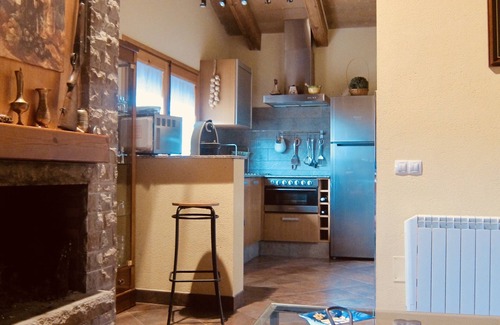 Olvan House | LA GRANJA HOUSE WITH POOL AND AIR CONDITIONING FOR 10 PEOPLE