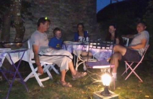Arthonnay Bed & Breakfast | La Grille Fleurie, chambres d'hôte chez l'habitant