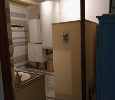 Arthonnay Bed & Breakfast | La Grille Fleurie, chambres d'hôte chez l'habitant