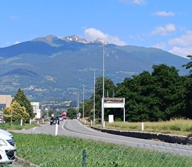 Villair-Amerique Apartment | La Grolla