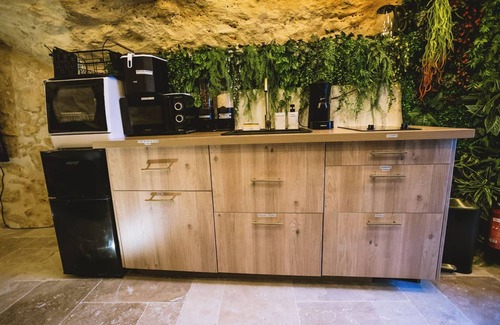 Mussidan House | La Grotte Fleurie - 5-star rating