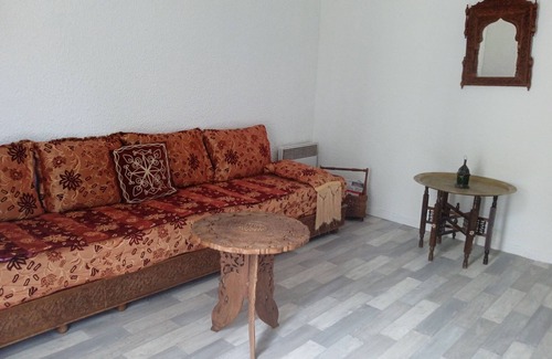 Colombier - Champ de Mars House | La Halte Gare