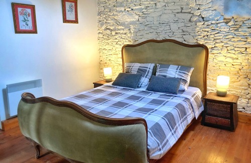 Langourla Bed & Breakfast | La Haye D'armor, Gite au Calme à la Campagne, Animaux de Compagnie Acceptés!