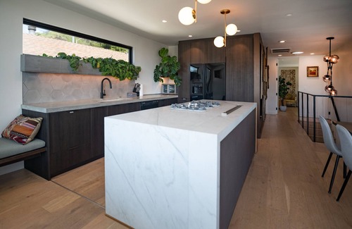 Montecito Heights House | LA Hillside House dramatic views, super clean. 2bed/2bath