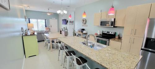 South Padre Island Apartment | La Isla F102 condo