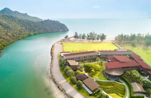 Sam Roi Yot Resort | La Isla Pranburi Beach Resort