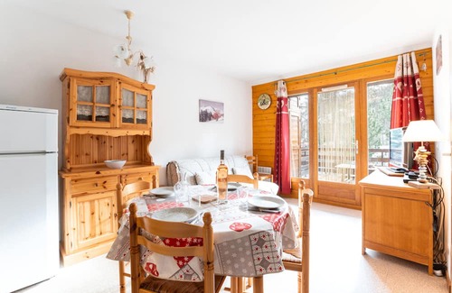 La Joue du Loup Apartment | La Joue du Loup, flat for 4 with terrace
