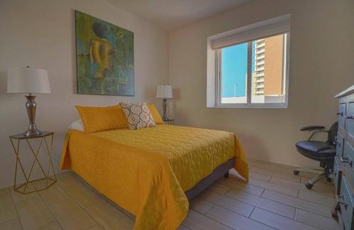 Las Glorias Apartment | La Joya - Penthouse Unit - Partial Ocean Views