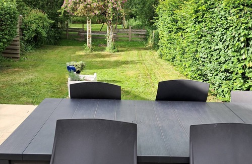 Thouarsais-Bouildroux House | LA LAUJÈRE: Discover our Gîte Ivie with its pretty garden and private swimming pool