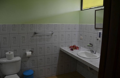 Pital Cabin | La Laguna del Lagarto Eco-Lodge