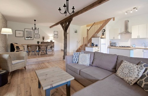 Bourlens Cottage | La Laiterie, beautiful 2 bedroom barn conversion