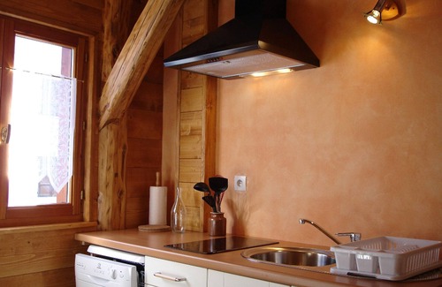 Valmorel Ski Chalet | La Lauzière 3-room apartment 55 m2 200 m from the free bus stop and 300 m from the ski lift
