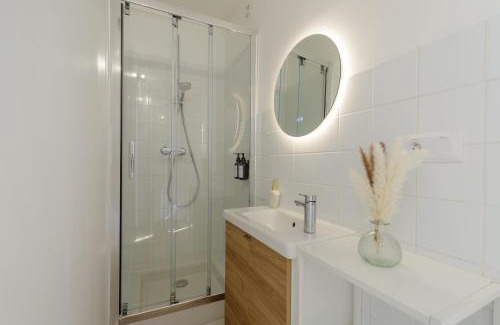 Montelimar Apartment | La Maison 44 - Studio - climatisé, Via Rhôna