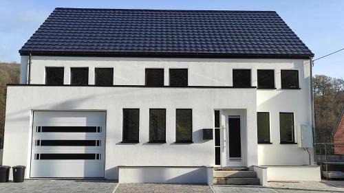 Hastiere Villa | la maison blanche a Hermeton sur Meuse