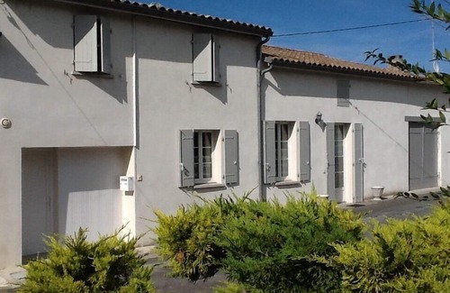 Semussac House | La maison d'Augusta, 4*, private heated pool, 4 bedrooms, 2 bathrooms, near the sea