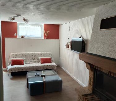 Saint-Remy-Sur-Durolle House | La Maison d'Aurélie 4 à 6 personnes en Auvergne à Saint Remy sur Durolle