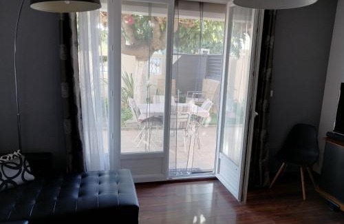 Valros Apartment | La maison de 6Fran appartement 1 calme et spacieux ambiance familiale