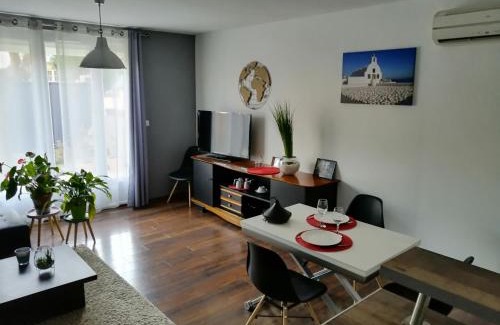 Valros Apartment | La maison de 6Fran appartement 1 calme et spacieux ambiance familiale