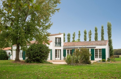 Pays de Mortagne House | La Maison des Sources - A 20min du Puy du Fou