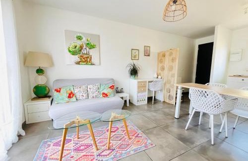 Ayzac-Ost Apartment | La maison de Lilette proche Argelès Gazost