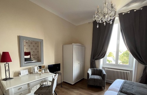 Le Faouet Hotel | La Maison de Louisette