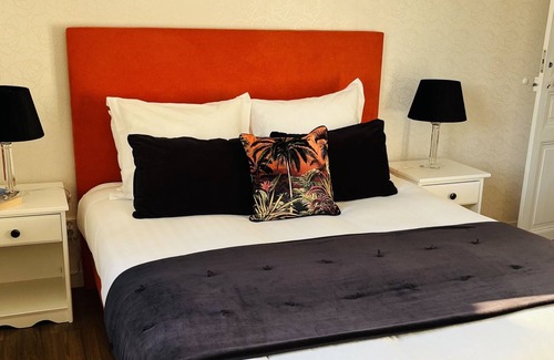 Le Faouet Hotel | La Maison de Louisette
