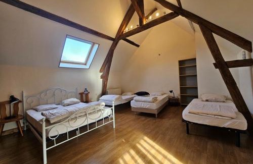 Loreux Apartment | La Maison des Ecureuils
