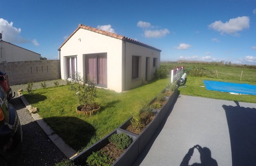 Le Bernard House | La Maison du Bernard, à 10 Minutes des Plages et à 7 mn du Park O' Gliss Park