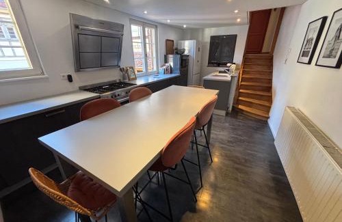 Obernai House | La Maison du Coin - Parking Gratuit - Centre Ville - Commerces à Proximité