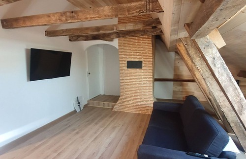 Padirac House | La Maison du Garde: typical Quercy house at the foot of the château.