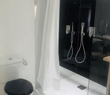 Damblain House | La maison du voyage