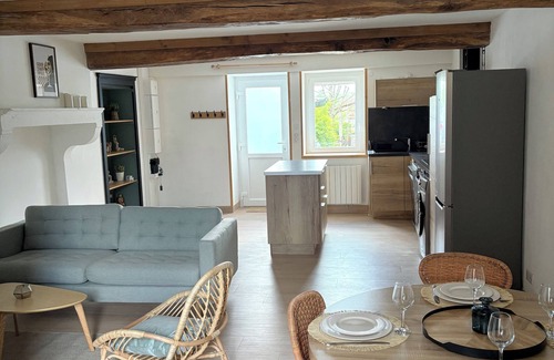 Montceau-et-Echarnant House | La Maison d'Echarnie in Burgundy