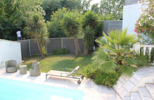 La Roquette-sur-Siagne Apartment | La Maisonnette du Clos