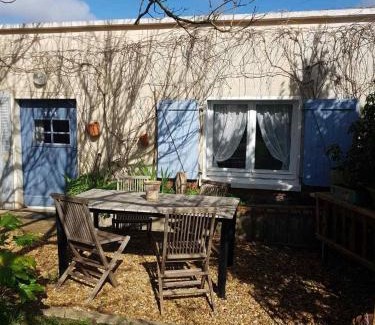 Saint-Ouen-en-Belin House | La maisonnette 301