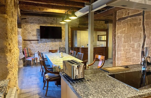 Mambrilla de Castrejon Cottage | La Mambla de la Ribera. Where nature and tranquility meet.