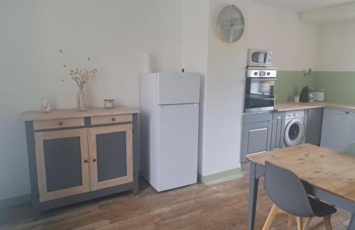 Isigny-le-Buat Apartment | La Mancelliere