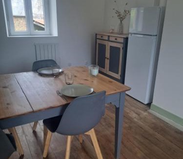 Isigny-le-Buat Apartment | La Mancelliere